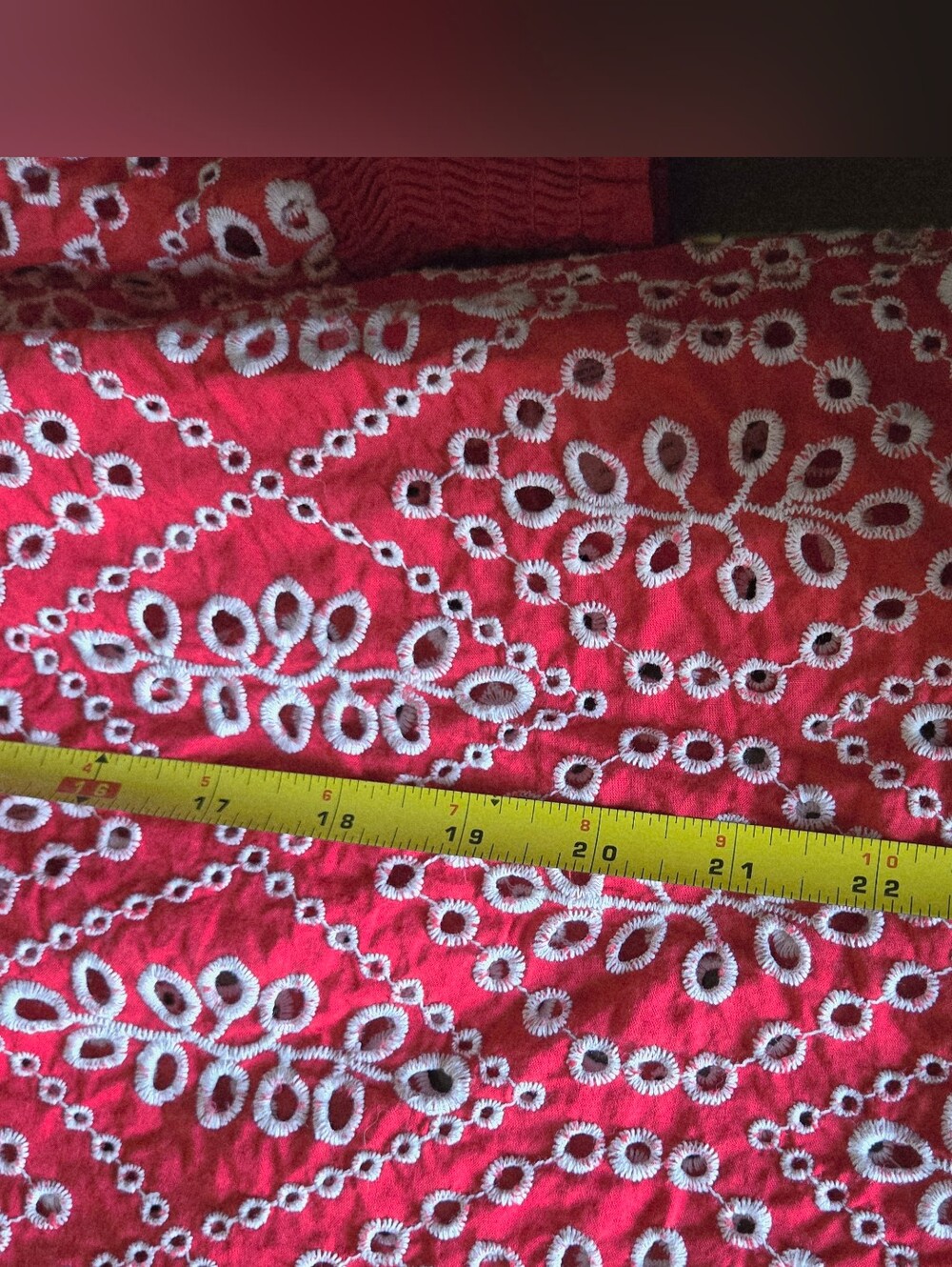 Cabi Lyric Embroidered Red White Eyelet top M EUC Cotton July 4 Nautical Summer - Picture 4 of 15